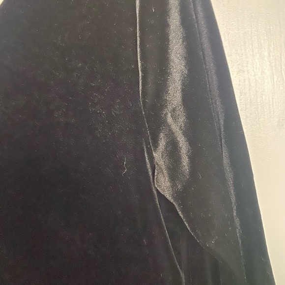 Black velvet 3/4 length top - Picture 2 of 4